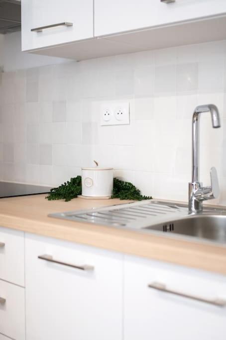 Hsh Traversiere-Boulogne-Billancourt I Appartement 4P Eksteriør bilde